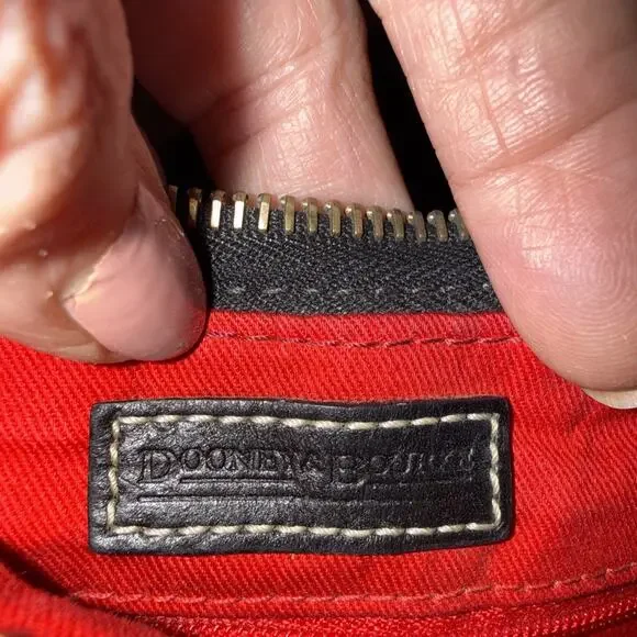 DOONEY & BOURKE SIGNATURE CLOTH & LEATHER SMALL HOBO BUCKET HANDBAG *NICE* - Picture 8 of 14